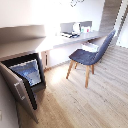 Rooms Ambrozic Ljubljana Kamer foto