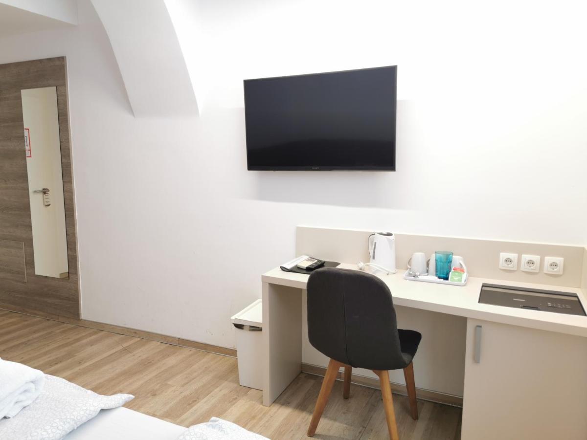 Rooms Ambrozic Ljubljana Buitenkant foto