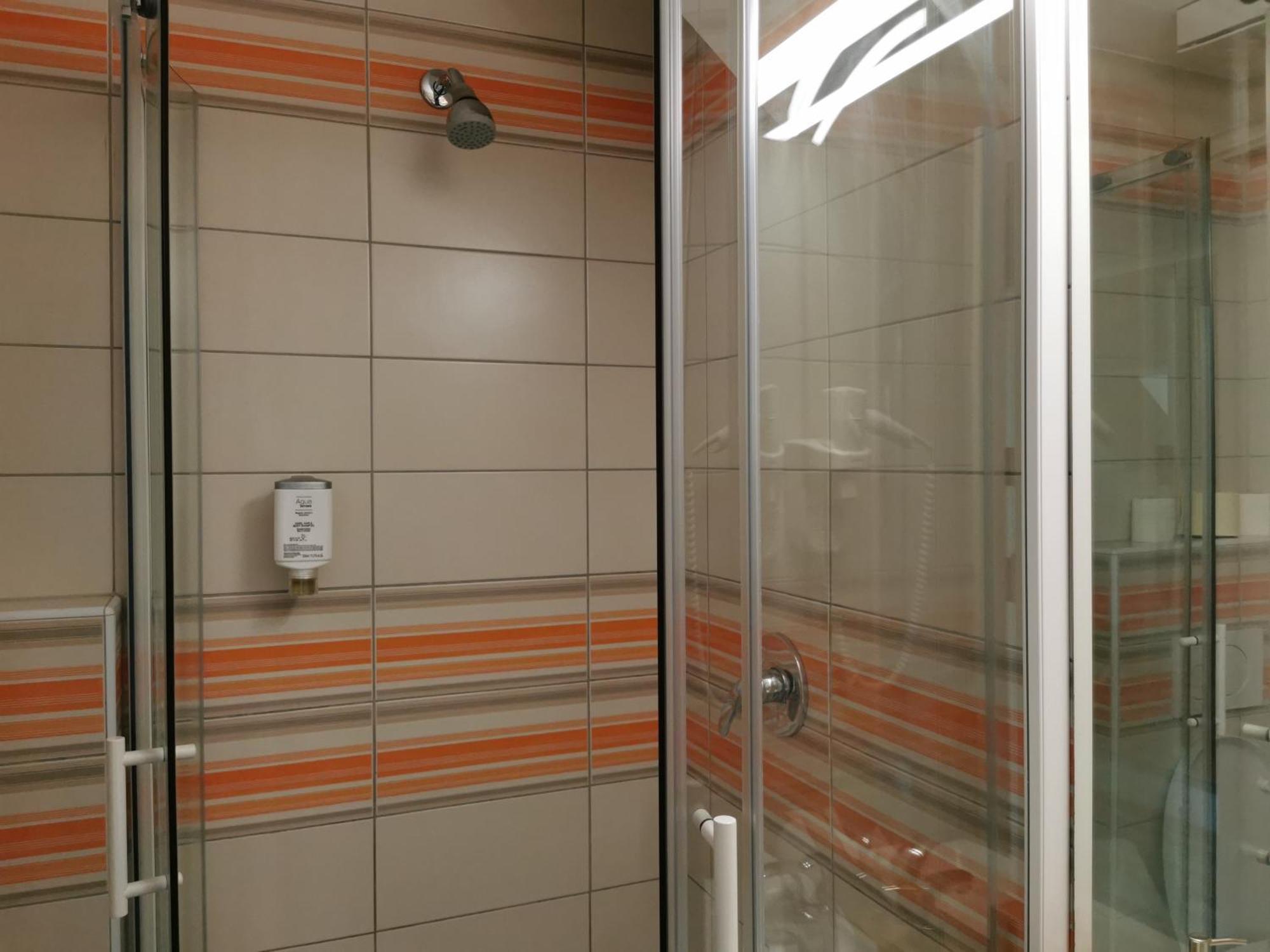 Rooms Ambrozic Ljubljana Kamer foto